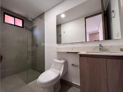 Apartamento en venta en Laureles, Medellín · foto 9 de 20