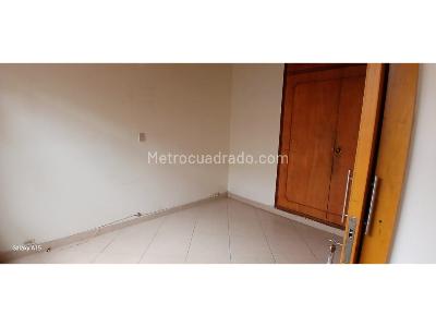 Casa de 4 alcobas en venta en Laureles, Medellín, 147 m² · foto 13 de 14