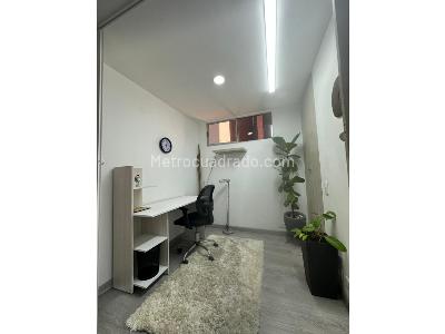 Apartamento de 2 alcobas en venta en El Poblado, Medellín, 70 m² · foto 9 de 20