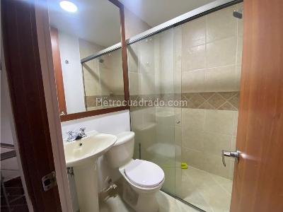 Apartamento de 3 alcobas en arriendo en El Poblado, Medellín, 120 m² · foto 13 de 16