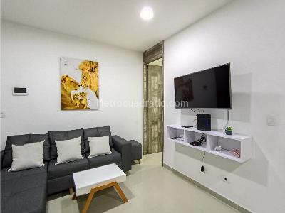 Apartamento de 2 alcobas en arriendo en Los Colores, Medellín, 60 m² · foto 2 de 10