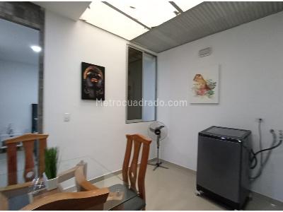 Apartamento de 2 alcobas en arriendo en Los Colores, Medellín, 60 m² · foto 3 de 10