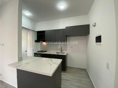 Apartamento de 3 alcobas en venta en Bello, Bello, 69 m² · foto 2 de 13