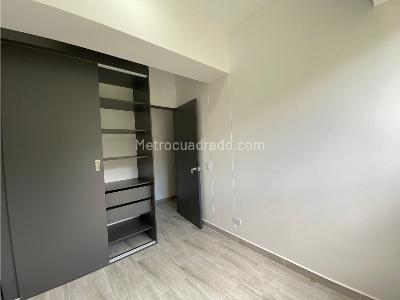 Apartamento de 3 alcobas en venta en Bello, Bello, 69 m² · foto 8 de 13