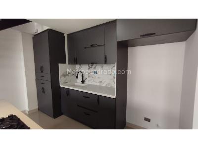 Apartamento de 4 alcobas en venta en Laureles, Medellín, 160 m² · foto 4 de 16