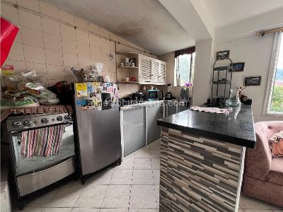 Apartamento en venta en San Javier, Medellín · foto 4 de 13