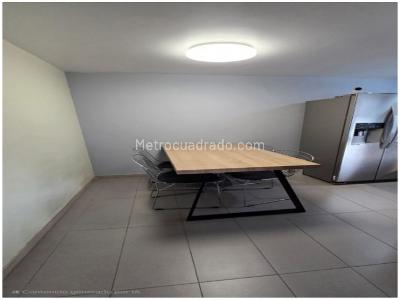 Apartamento de 3 alcobas en venta en Laureles, Medellín, 134 m² · foto 5 de 12
