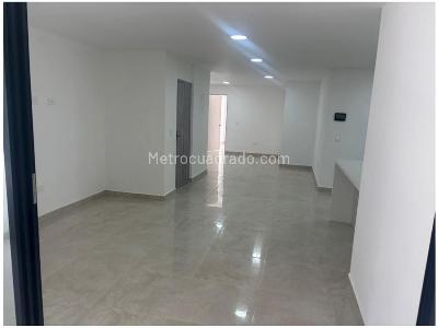 Apartamento de 3 alcobas en venta en Laureles, Medellín, 134 m² · foto 2 de 11