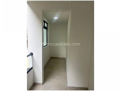 Apartamento de 3 alcobas en venta en Laureles, Medellín, 134 m² · foto 7 de 11