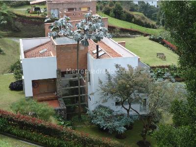 Casa en arriendo en Envigado, Envigado · foto 3 de 20