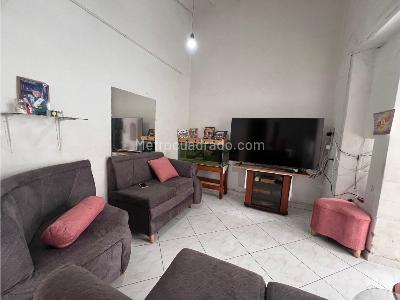 Casa de 5 alcobas en venta en Bello, Bello, 253 m² · foto 4 de 20