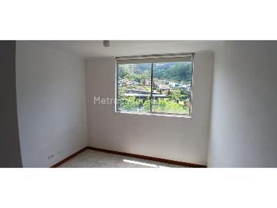 Apartamento de 4 alcobas en arriendo en El Poblado, Medellín, 154 m² · foto 11 de 18