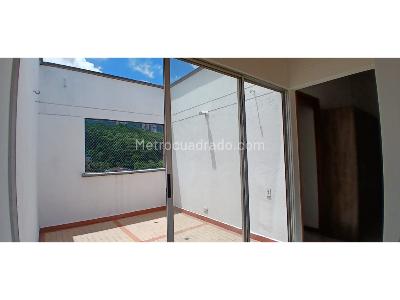 Apartamento de 4 alcobas en arriendo en El Poblado, Medellín, 154 m² · foto 15 de 18