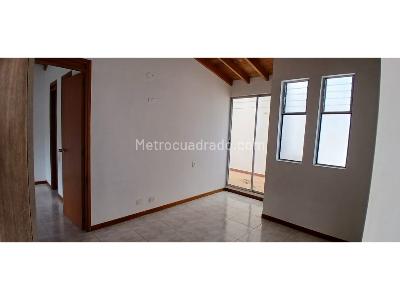 Apartamento de 4 alcobas en arriendo en El Poblado, Medellín, 154 m² · foto 16 de 18