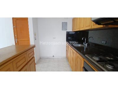 Apartamento de 4 alcobas en arriendo en El Poblado, Medellín, 154 m² · foto 4 de 18