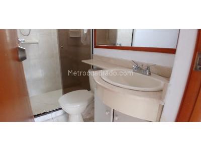 Apartamento de 4 alcobas en arriendo en El Poblado, Medellín, 154 m² · foto 5 de 18