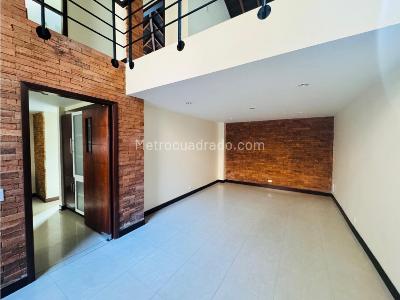 Casa de 4 alcobas en venta en Sabaneta, Sabaneta, 286 m² · foto 5 de 24