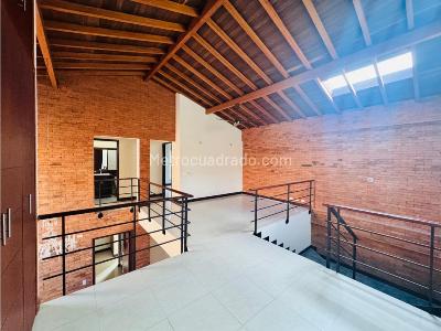 Casa de 4 alcobas en venta en Sabaneta, Sabaneta, 286 m² · foto 13 de 24