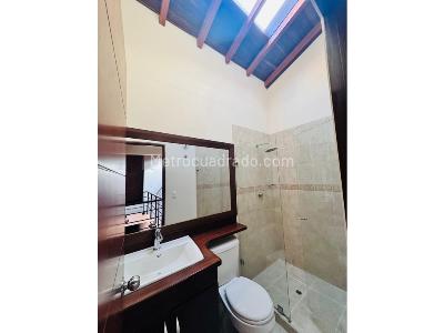 Casa de 4 alcobas en venta en Sabaneta, Sabaneta, 286 m² · foto 15 de 24