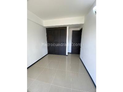 Apartamento de 3 alcobas en venta en Sabaneta, Sabaneta, 98 m² · foto 6 de 15