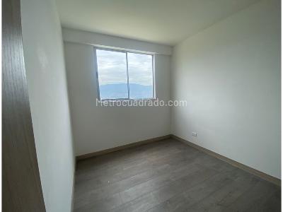 Apartamento en venta en Calasanz, Medellín · foto 5 de 15