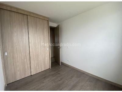 Apartamento en venta en Calasanz, Medellín · foto 8 de 15