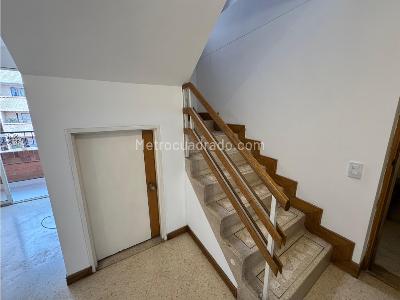 Apartamento de 2 alcobas en arriendo en San Joaquin, Medellín, 88 m² · foto 6 de 14