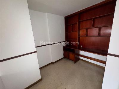 Apartamento de 2 alcobas en arriendo en San Joaquin, Medellín, 88 m² · foto 7 de 14