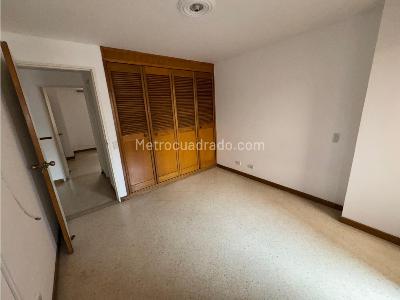 Apartamento de 2 alcobas en arriendo en San Joaquin, Medellín, 88 m² · foto 9 de 14
