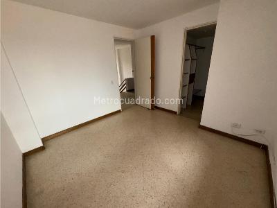 Apartamento de 2 alcobas en arriendo en San Joaquin, Medellín, 88 m² · foto 10 de 14