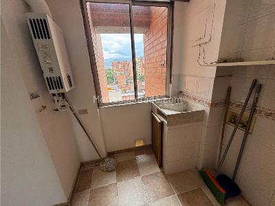Apartamento de 2 alcobas en arriendo en San Joaquin, Medellín, 88 m² · foto 14 de 14