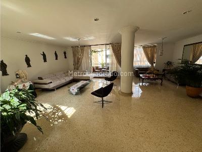 Apartment for rent in Laureles, Medellín