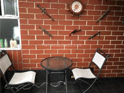 Apartamento en venta en Los Colores, Medellín · foto 13 de 20