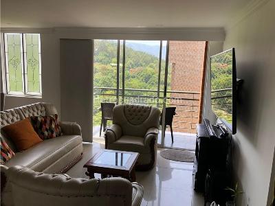 Apartamento en venta en Los Colores, Medellín · foto 2 de 20