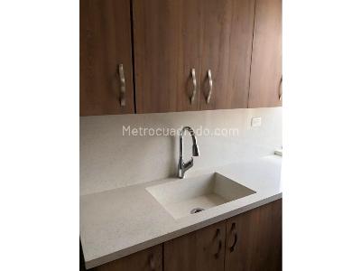 Apartamento en venta en Los Colores, Medellín · foto 7 de 20