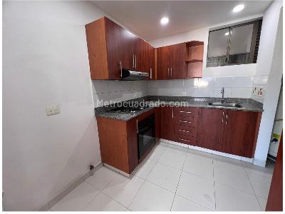 Apartamento en arriendo en Poblado, Medellín · foto 5 de 17