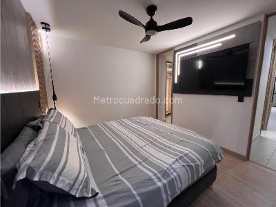 Apartamento de 3 alcobas en arriendo en Los Colores, Medellín, 100 m² · foto 12 de 20