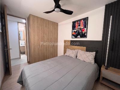 Apartamento de 3 alcobas en arriendo en Los Colores, Medellín, 100 m² · foto 19 de 20