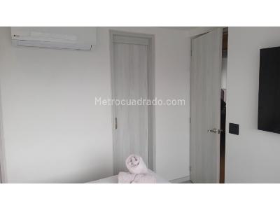 Apartamento de 3 alcobas en venta en El Poblado, Medellín, 87 m² · foto 10 de 15