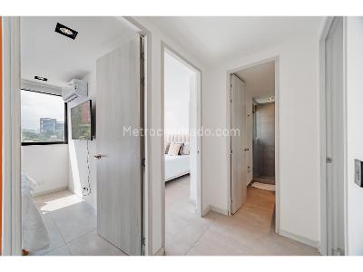 Apartamento de 3 alcobas en venta en El Poblado, Medellín, 87 m² · foto 4 de 15