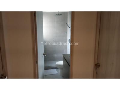 Apartamento de 3 alcobas en venta en El Poblado, Medellín, 87 m² · foto 8 de 15