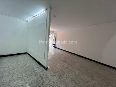 Apartamento en venta en La America, Medellín · foto 2 de 12