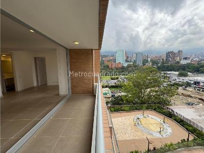 Apartamento de 2 alcobas en arriendo en El Poblado, Medellín, 94 m² · foto 4 de 18