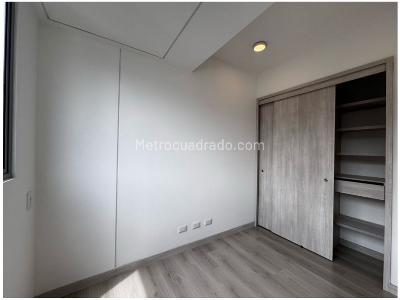 Apartamento de 2 alcobas en venta en El Poblado, Medellín, 64 m² · foto 5 de 15