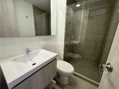 Apartamento de 3 alcobas en venta en El Poblado, Medellín, 138 m² · foto 17 de 18