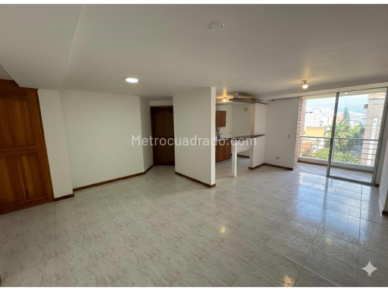 2BR Apartment for Rent in Laureles Nogales, Private Parking