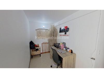 Apartamento de 3 alcobas en venta en El Poblado, Medellín, 78 m² · foto 2 de 2