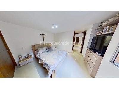 Apartamento de 3 alcobas en venta en Belen, Medellín, 91 m² · foto 3 de 14
