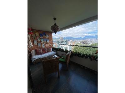 Apartamento de 3 alcobas en venta en El Poblado, Medellín, 174 m² · foto 5 de 20