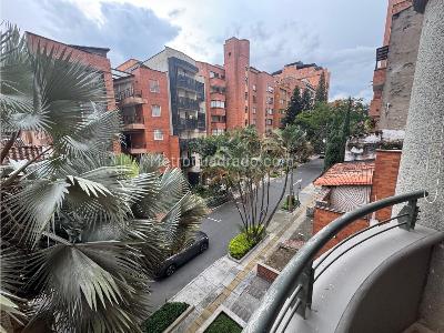Apartamento de 3 alcobas en venta en Laureles, Medellín, 110 m² · foto 4 de 20